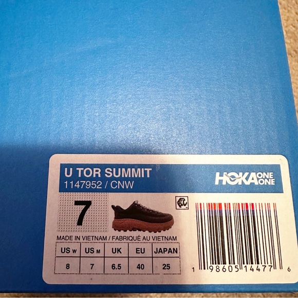 HOKA Tor Summit Hiking Sneakers - Picture 10 of 10